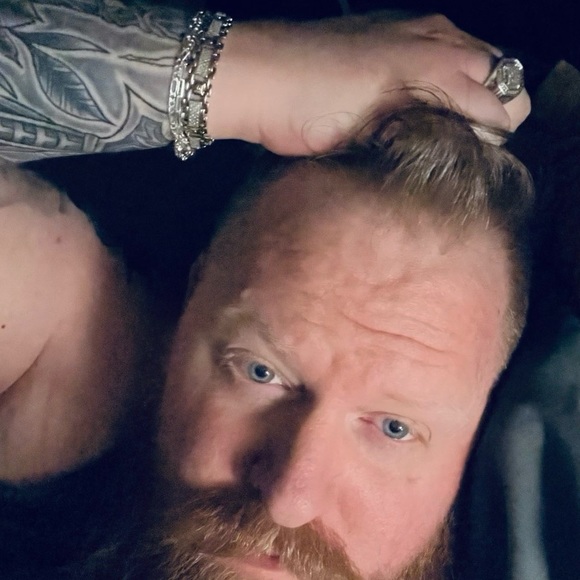 Meet your Posher, John - Picture 5 of 6